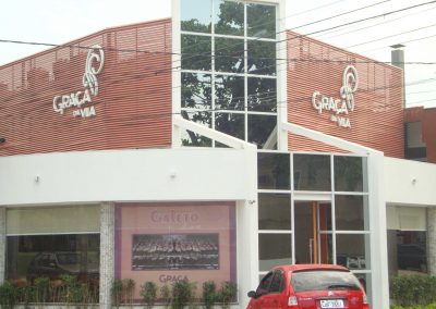 Fabricação de letreiros Frontlight com letras caixa